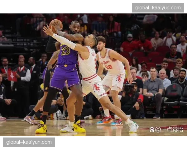 辽宁本钢42分狂胜四川终结连败 新援莱迪首秀展现即战力 辽宁本钢42分狂胜四川终结连败 新援莱迪首秀展现即战力